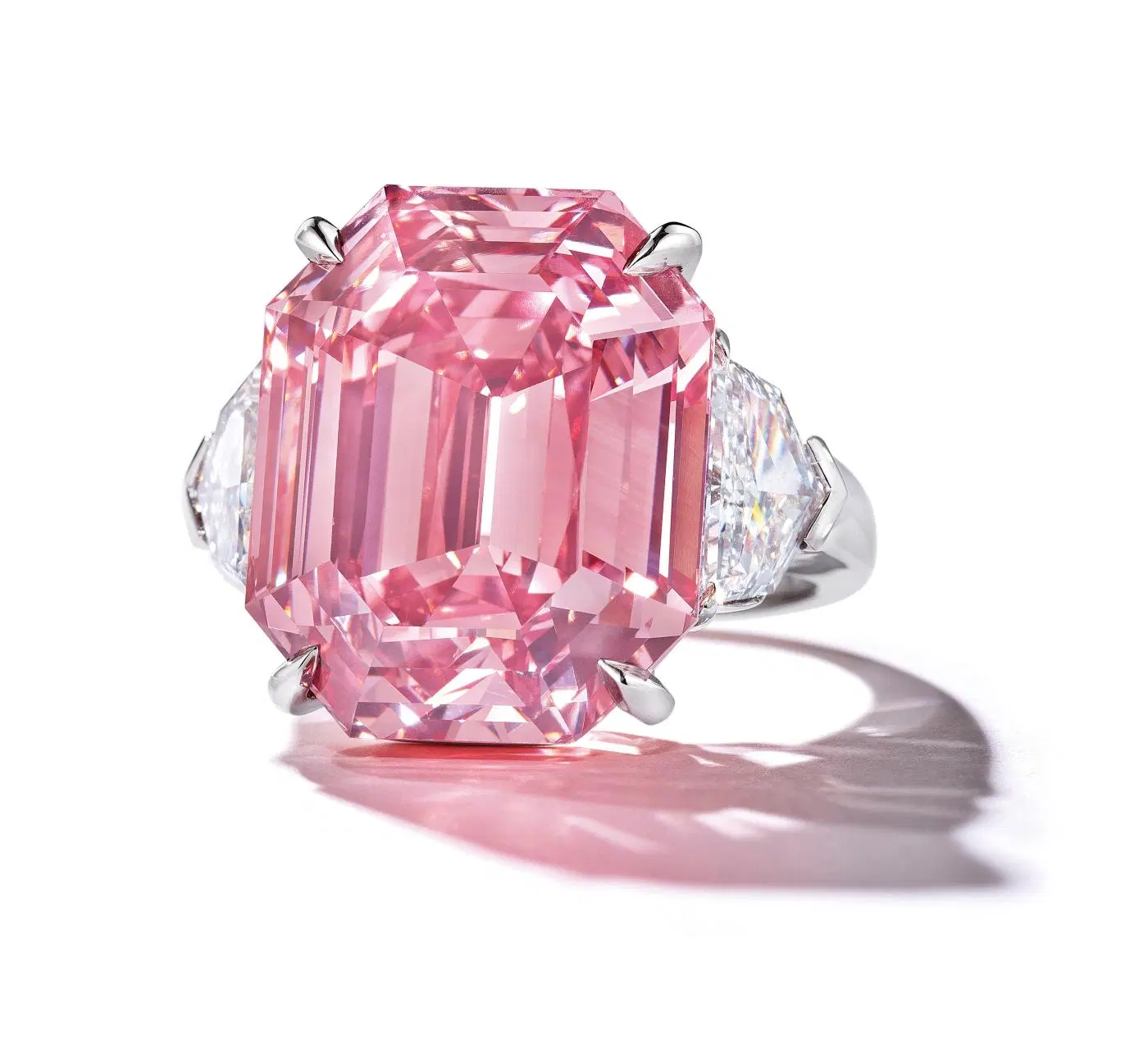 High-quality and rare pink diamond ring